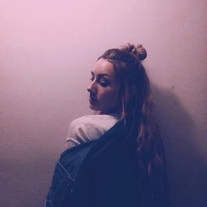 Meet your Posher, Dayna
